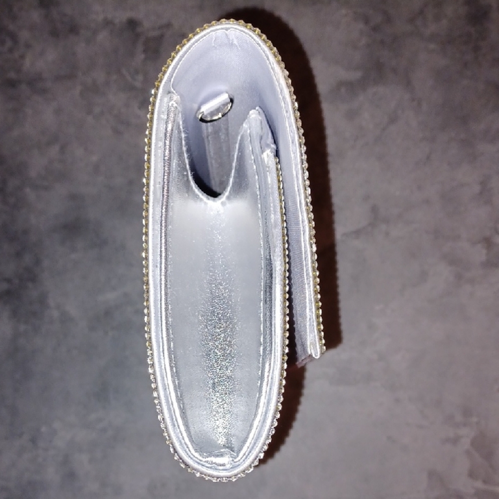 Olga Berg Stacy Crystal Clutch - Picture 6 of 7